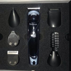 20 in 1 shaving set. Nice!
